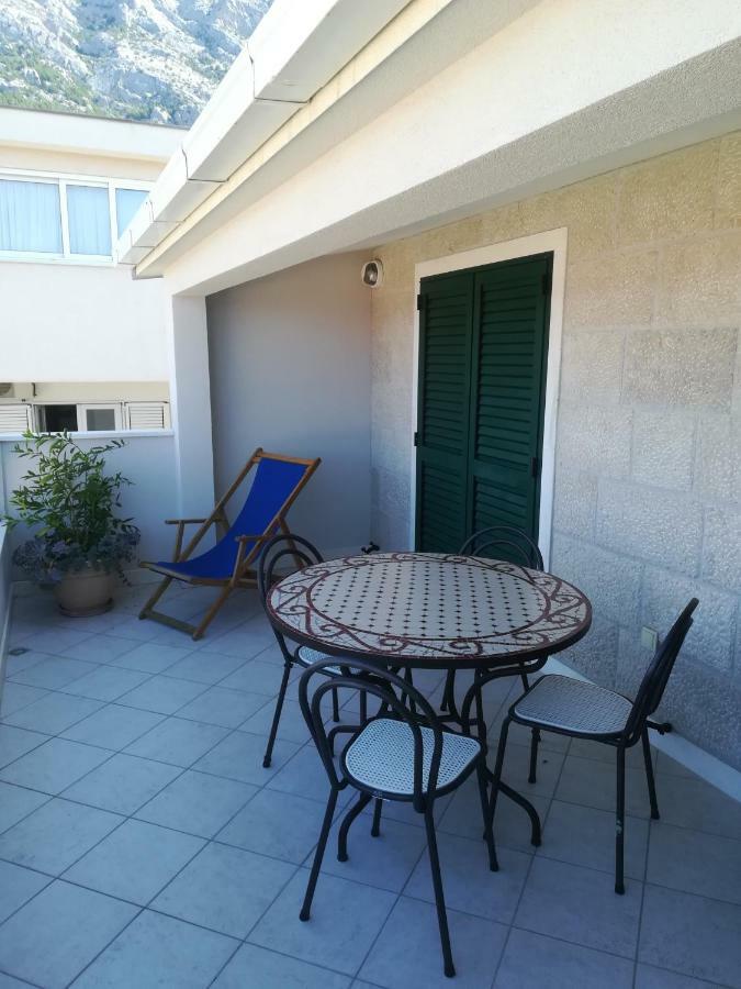 Baska Voda - Apartmani Vesna Exterior photo